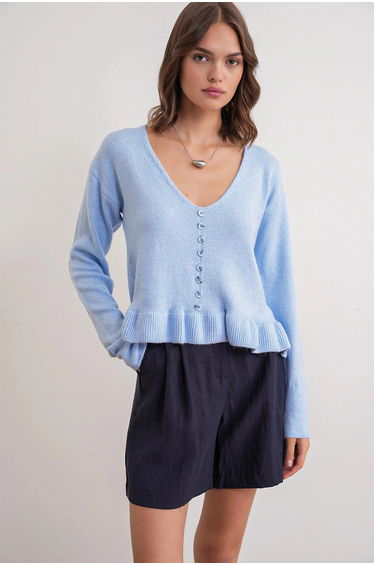 Mixray Lightweight V-Neck Knit Top with Button Detail