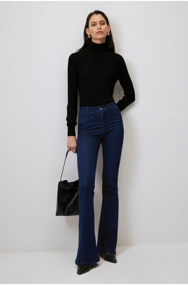 FLARED DENIM JEANS