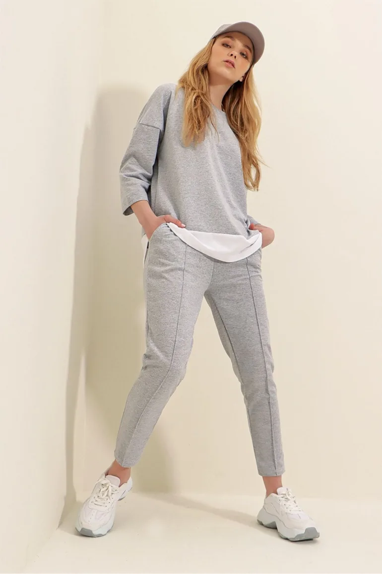 Women's Gray Wide Collar Elastic Waist, Double Pockets, Stitched Front Two Threads Bottom and Top Set - 2