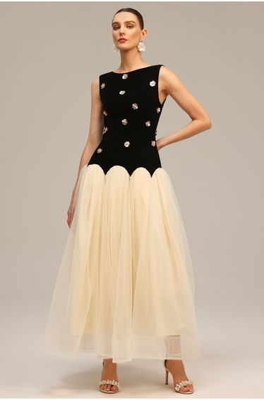 Roto Sleeveless Sequin Flowers Maxi Dress