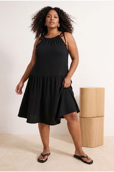 Black A-Line Beaded Detailed Strappy Plus Size Dress