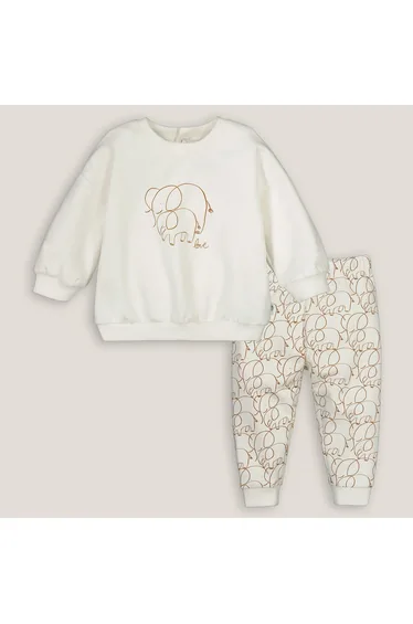 Cotton Sweatshirt/Joggers Outfit