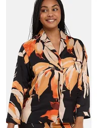 Pure Chic Blouse with Long Sleeves