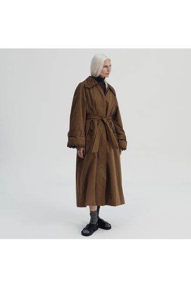 Long Trench Coat with Belt and Button Fastening