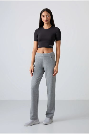 TOMMY Women’s Relaxed Straight-Leg Sweatpants