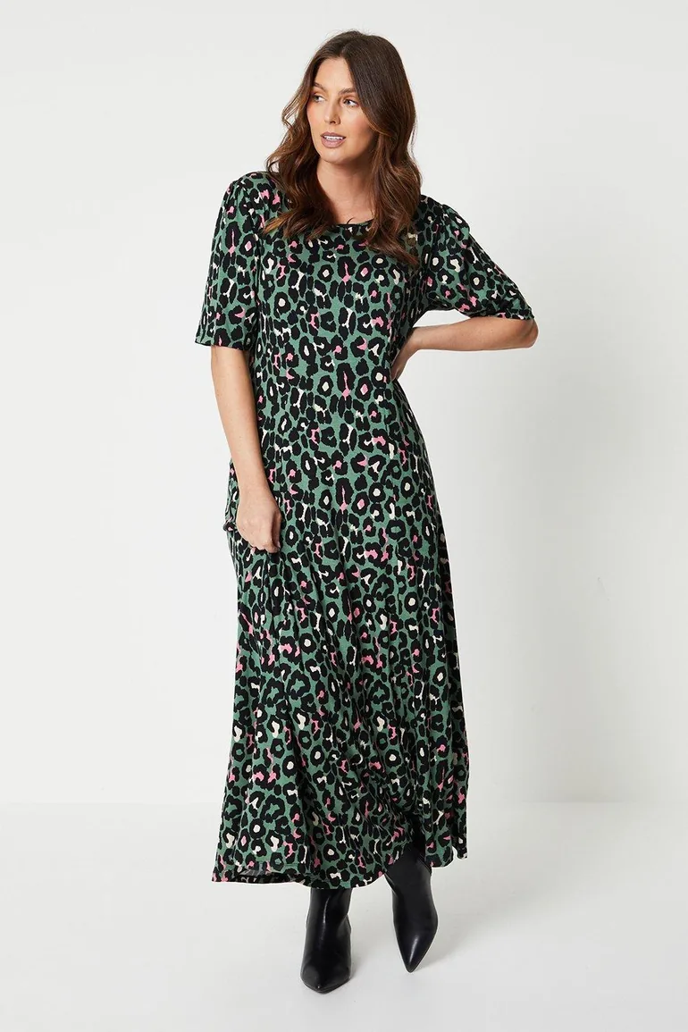 Shop Tall Leopard Print Midaxi Dress Online in Oman