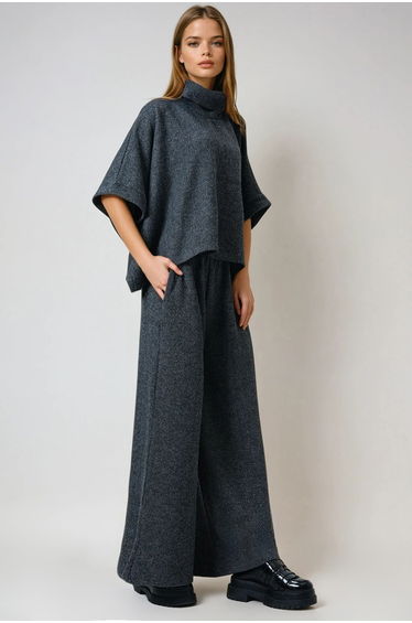 Women's Anthracite Turtleneck Cape and Double Pocket Pants Knitwear Set