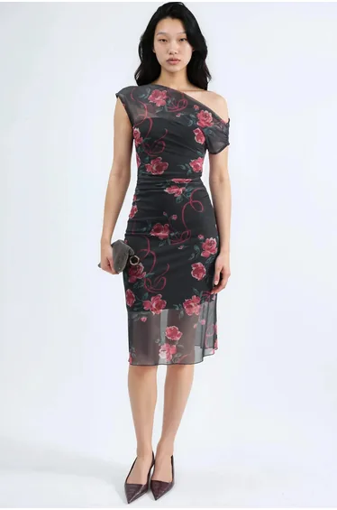 فستان هيكوب شيفون أسود قصير بقصة مستقيمة بطبعة أزهار