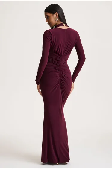 فستان كلوب ال لندن طول الأرض بقصة ضيقة بأكمام طويلة