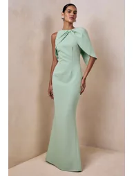 فستان ماكسي بياقة غير متناظرة بأكمام كاب - أخضر - 4