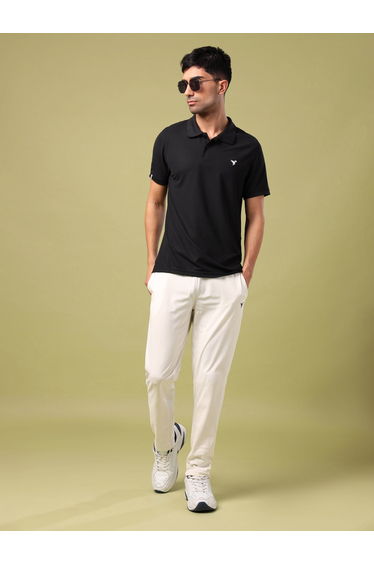 Men Solid Slim Fit Polo