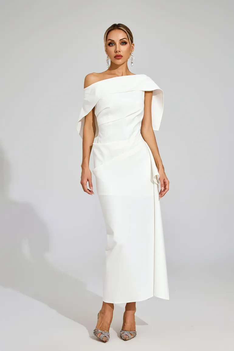 Agatha White Ruffle Off Shoulder Dress Catchall White : Bridal Dresses :  VogaCloset Oman