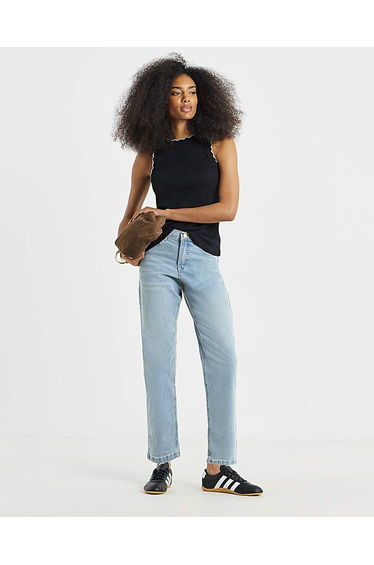 Light Wash 24/7 Boyfriend Jeans