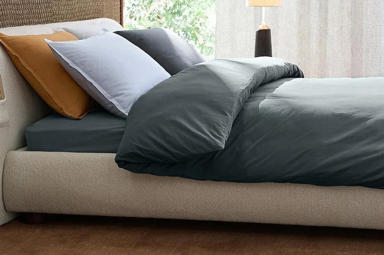 شرشف سرير بحواف مطاطية بإرتفاع 30سم