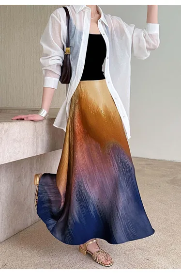 Ombre Dyeing Satin Flare Skirt