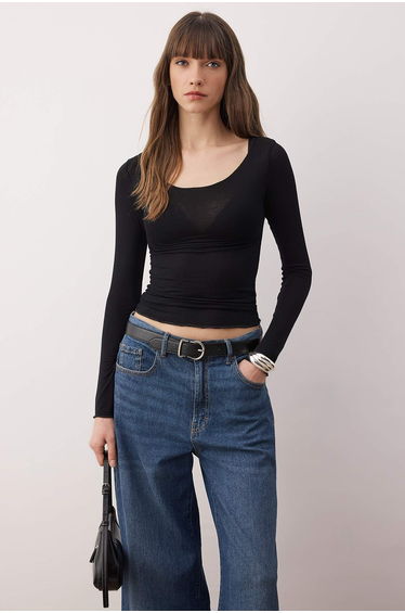 Black transparent flexible body fitting knitted top