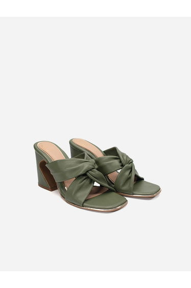 Solid Criss Cross Leather Block Heel Sandals