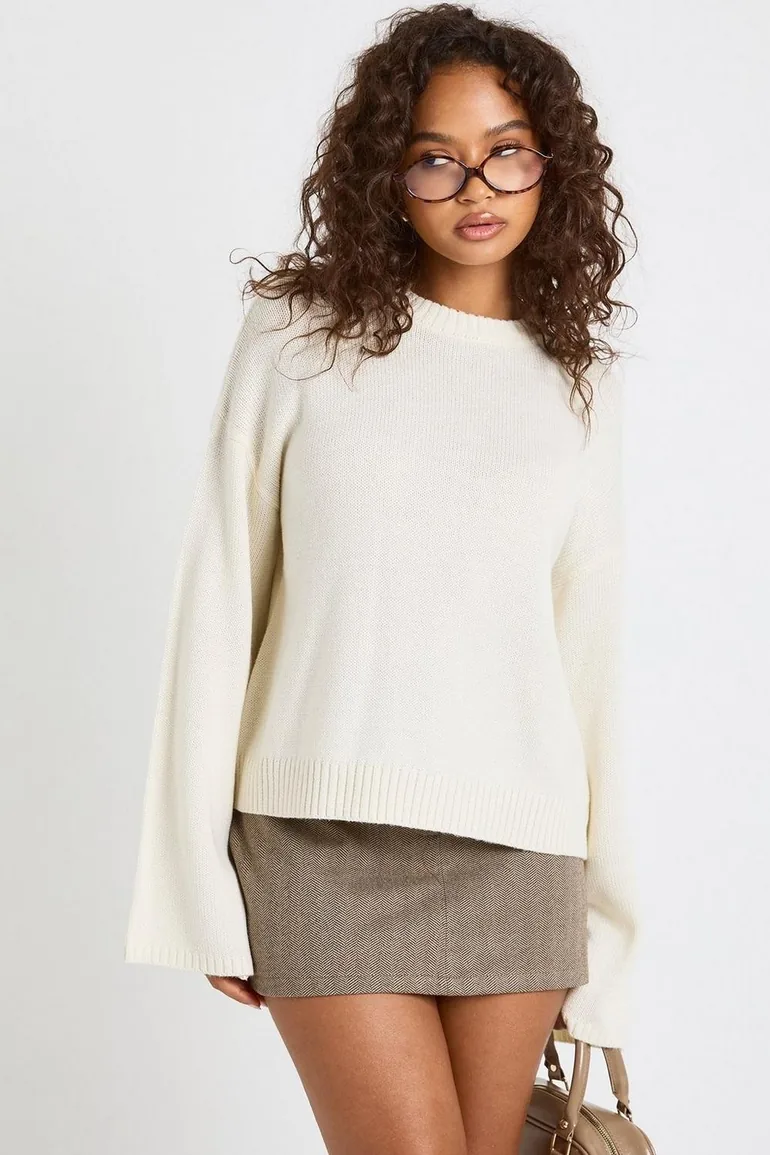Crew Neck Flared Sleeve Knitted Jumper