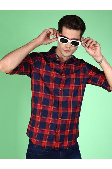 Men Checked Spread Collar Shirt