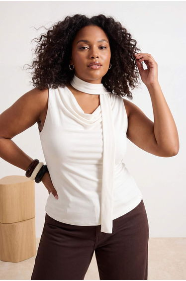 Ecru Fitted Ruffled Collar Ruffled Soft Knitted Blouse