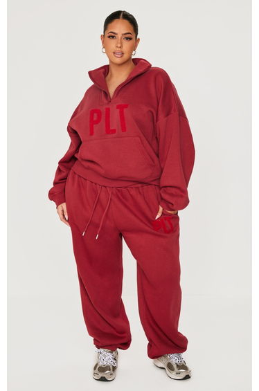 PRETTYLITTLETHING Plus Dark Red Borg Applique Cuffed Joggers
