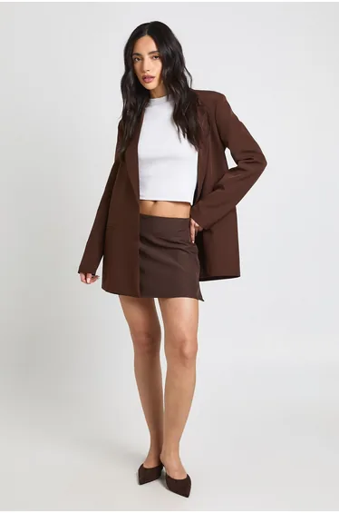 Pocket Detail Align Skort - dark chocolate