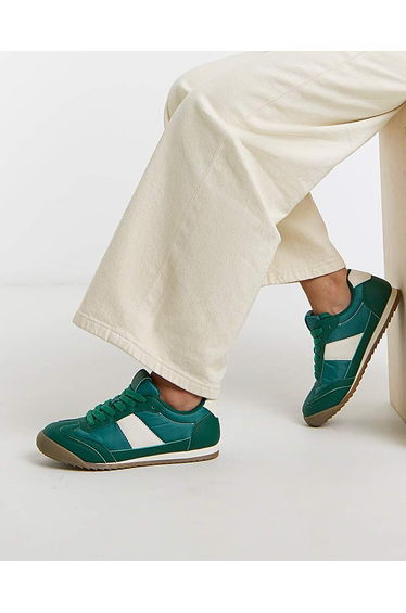 Classic Retro Trainer Extra Wide