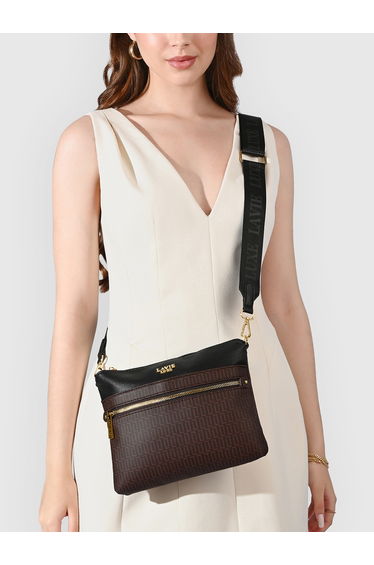 Mono Quick25 Top Zip Sling Bag