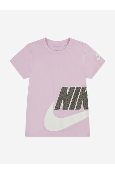 Nike Girls Wild Warmth Graphic T-Shirt in Pink