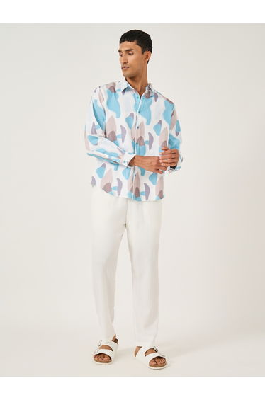 Textured All-Over Print Spread Collar Shirt