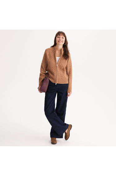 Zip-Up Cardigan in Chunky Cable Knit