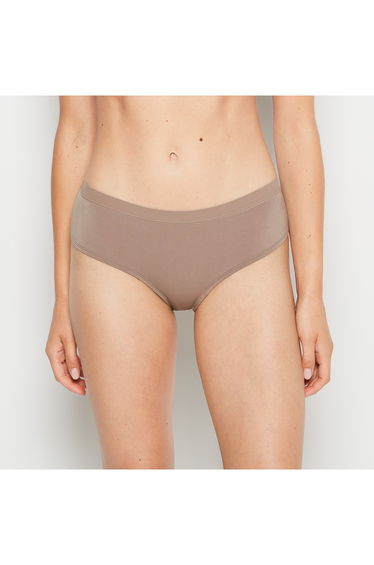 Hipster Panty With Vanishing Trim in Leafless Tree
