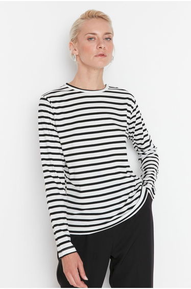 T-Shirt - White - Regular fit