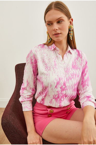 Women's Geometric Pink Patterned Woven Viscose Shirt