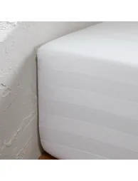 شرشف سرير قطن ساتان مغسول مخطط بحواف مطاطية - 1