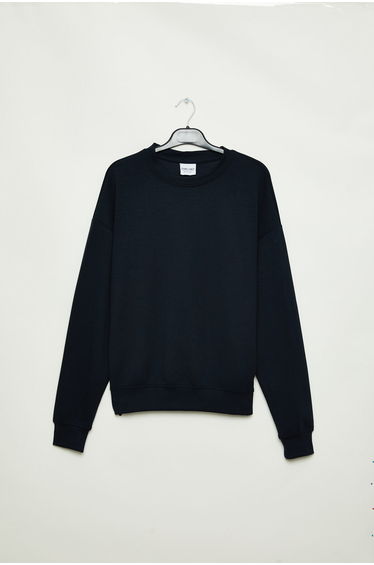 Marigona Women's Knitted Round Neck Comfort Fit Black Sweatshirt