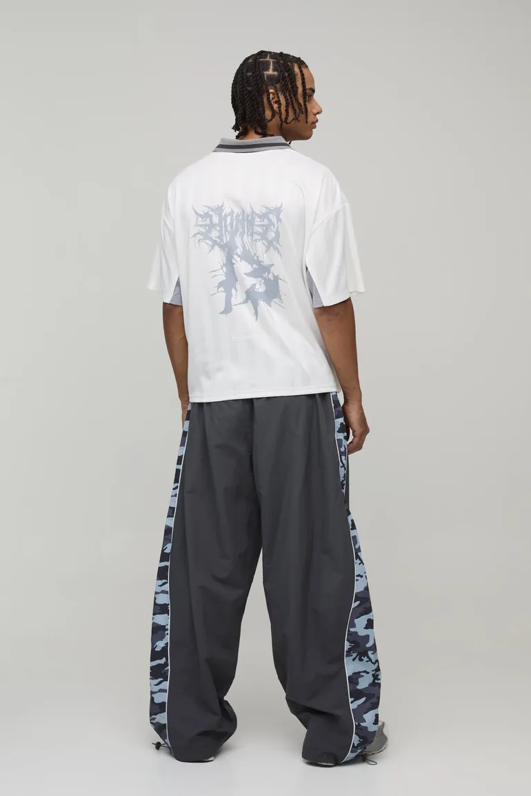 grey track pants camo