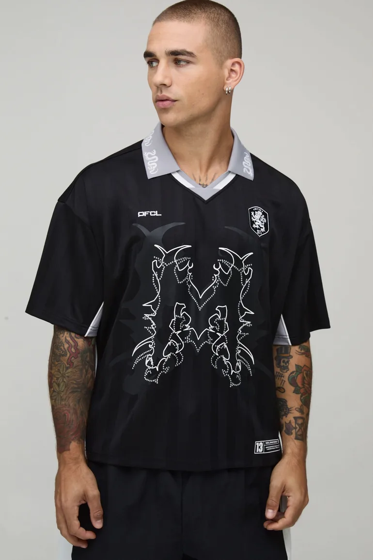 Oversized Grunge Varsity Rhinestone Mesh V Neck T-Shirt - black