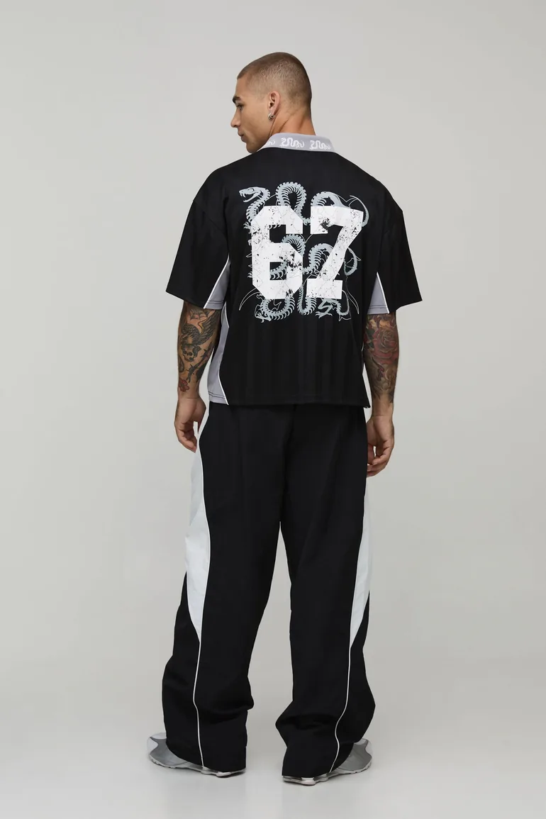Oversized Grunge Varsity Rhinestone Mesh V Neck T-Shirt - black - 1