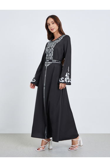 Women Black Floral Print Belted Maxi Dress