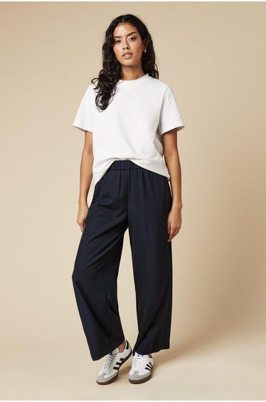 Petite Elasticated Waist Wide Leg Trouser