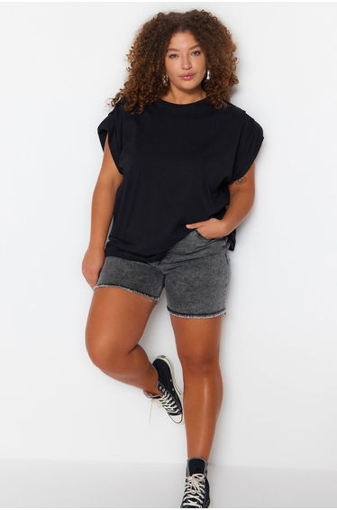Plus Size Blouse - Black - Relaxed fit