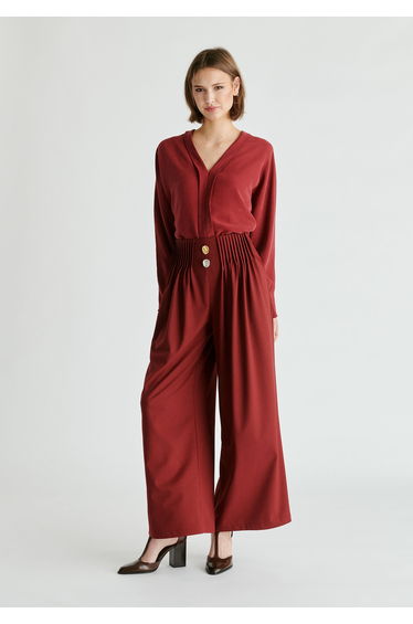 Wide Leg Trousers with Pleated Waist Detail
