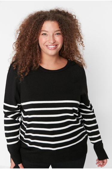 Plus Size Sweater - Schwarz - Relaxed fit