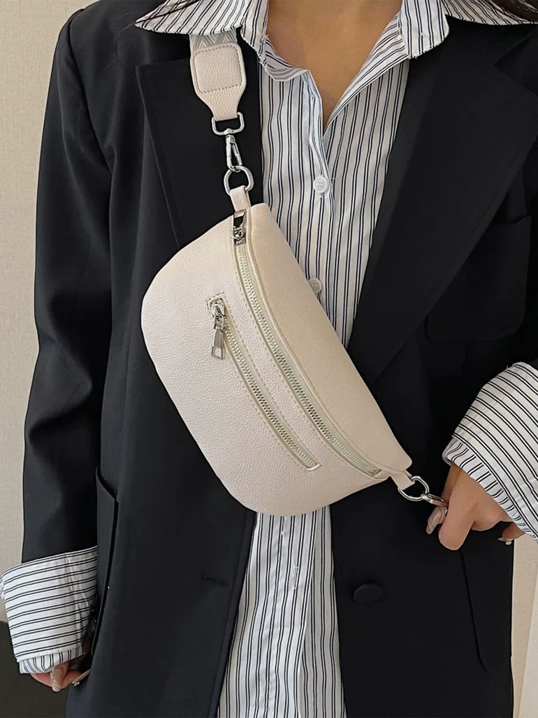 حقيبة كروس تيك تو باللون الأبيض