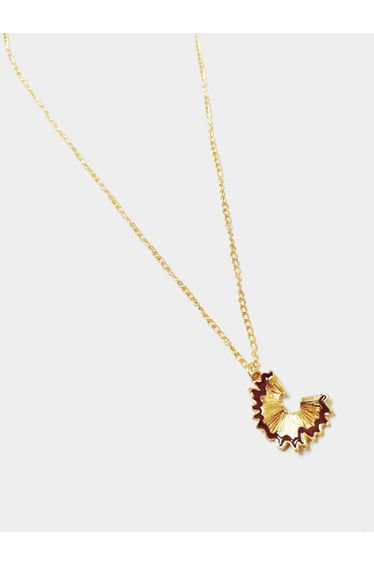 Textured Pendant Necklace