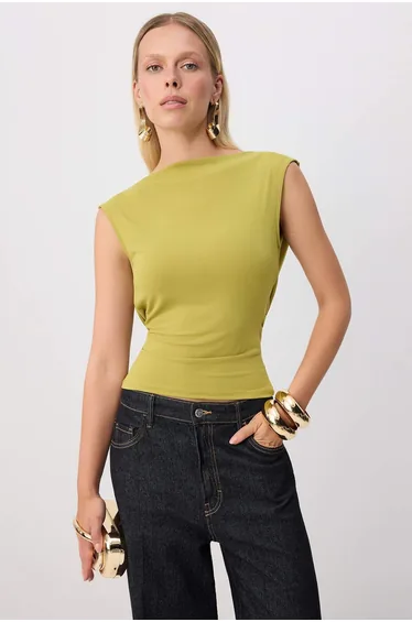 Green Plain Boat Neck Sleeveless Knitted Sandy Party Blouse