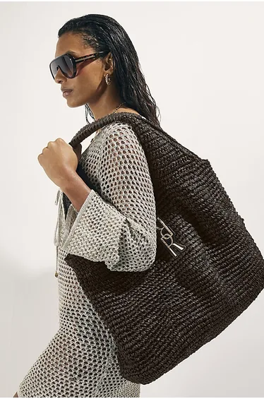 حقيبة كتف ريفر آيلاند باللون البني