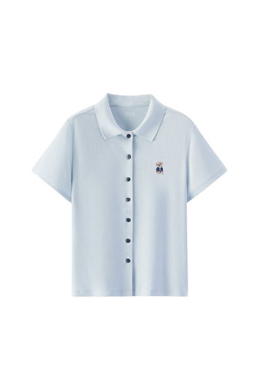 Women's Classic Button-Up Shirt