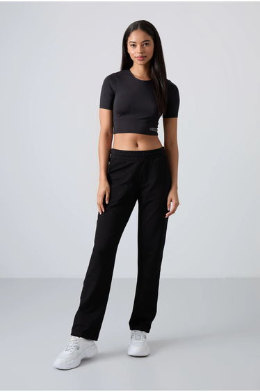 TOMMY Women’s Straight-Leg Fleece Sweatpants
